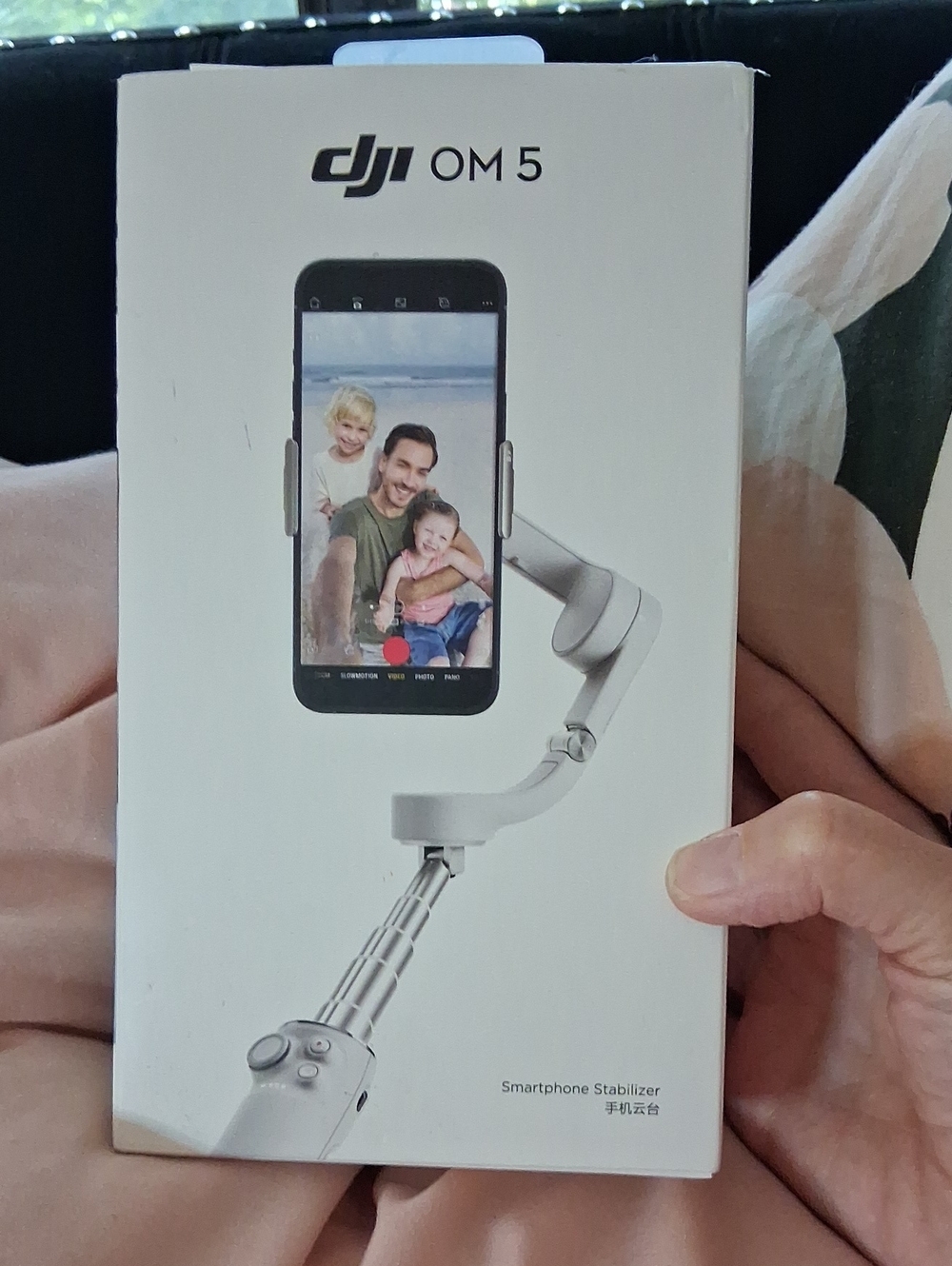 DJI OM 5 Smartphone Gimbal Stabilizer - White, Silver